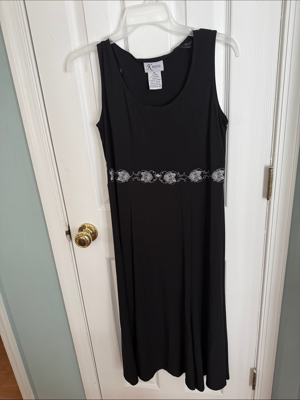 Kasper Black Sleeveless Maxi Dress with Embroidered Waist